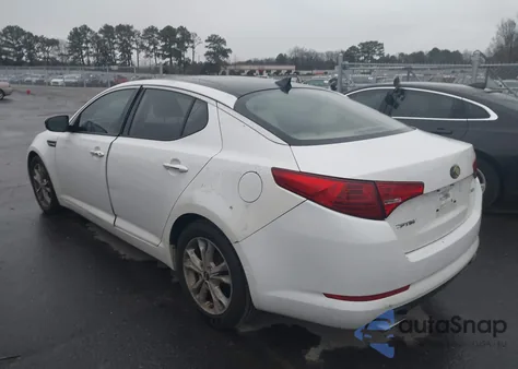 2011 Kia Optima Ex z USA, uszkodzony, nr VIN KNAGN4A76B5065182